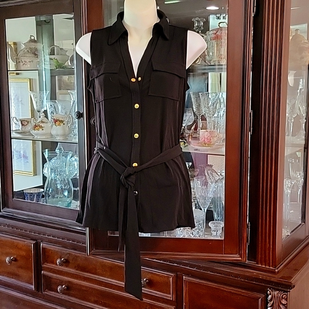 Michael kors black sleeveless tunic with gold snaps belted brest pockets